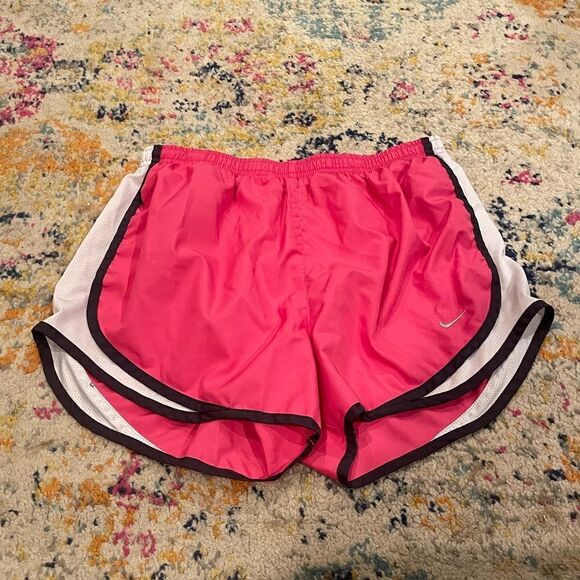 Dri-fit Nike shorts size M - Picture 1 of 4